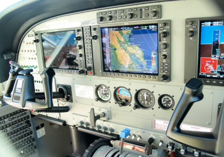 đồng hồ máy bay đồng hồ máy bay
