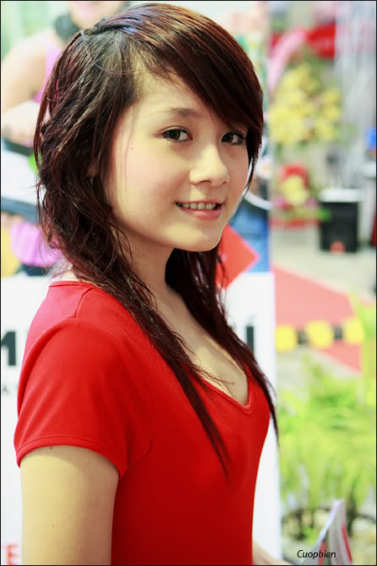 Người đẹp và Xe Hơi