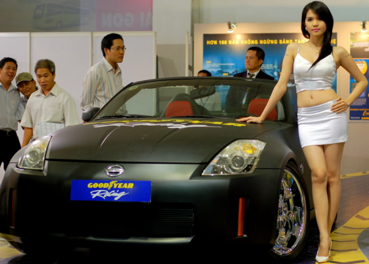 Một số người đẹp tại Saigon Autotech 2008!!!