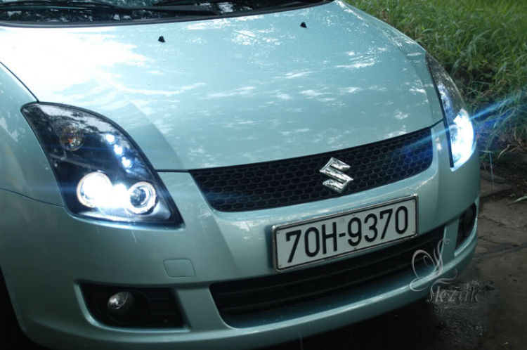 Suzuki Swift - Xe chở cá heo...^^