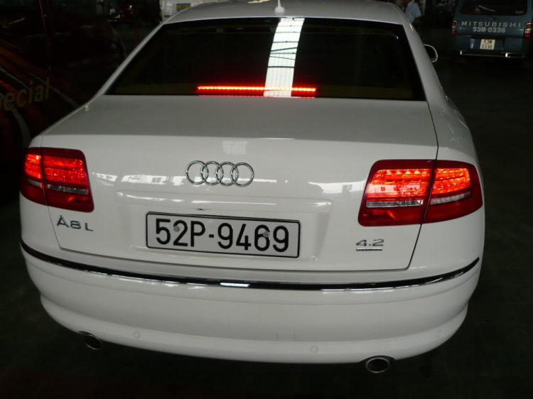 Vài tấm em Audi A8L 4.2