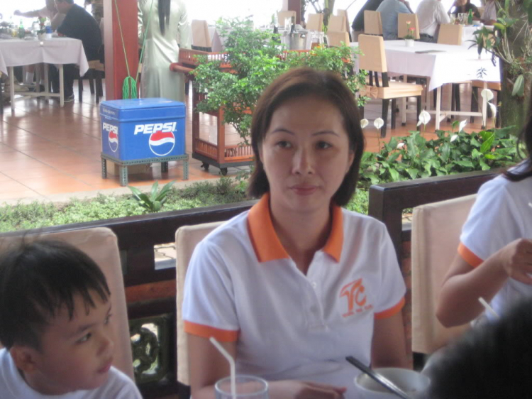 Offline TFC tháng 11: phát đồng phục và chuẩn bị sinh nhật OS 6 năm Offline TFC tháng 11: phát đồng phục và chuẩn bị sinh nhật OS 6 năm