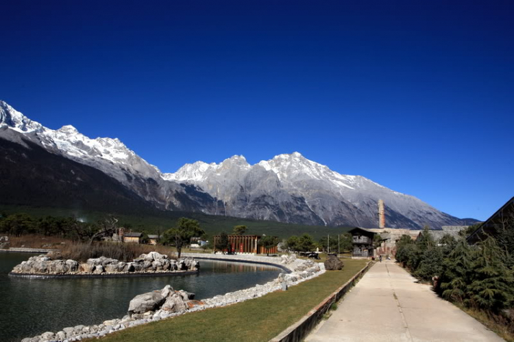 Dưỡn dẹo Yunnan. Dưỡn dẹo Yunnan.