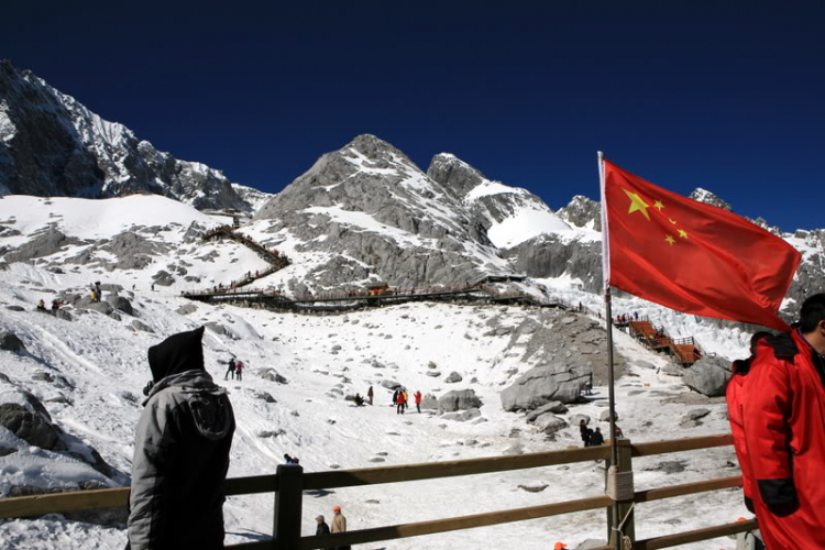 Dưỡn dẹo Yunnan. Dưỡn dẹo Yunnan.