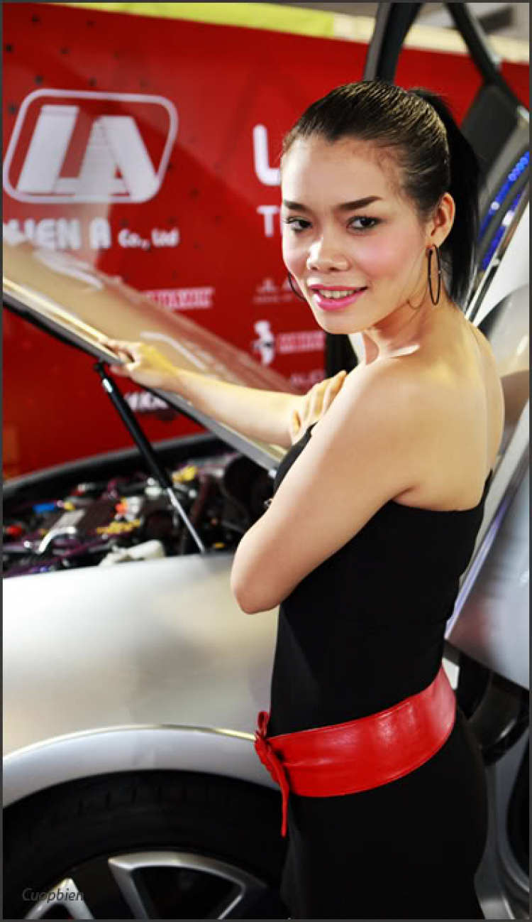 Người đẹp và Xe Hơi