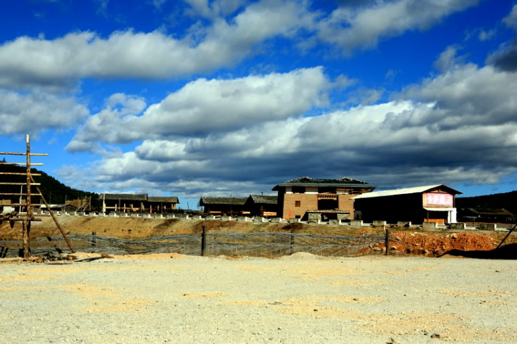 Dưỡn dẹo Yunnan. Dưỡn dẹo Yunnan.