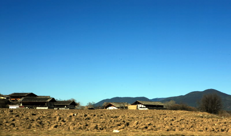 Dưỡn dẹo Yunnan. Dưỡn dẹo Yunnan.