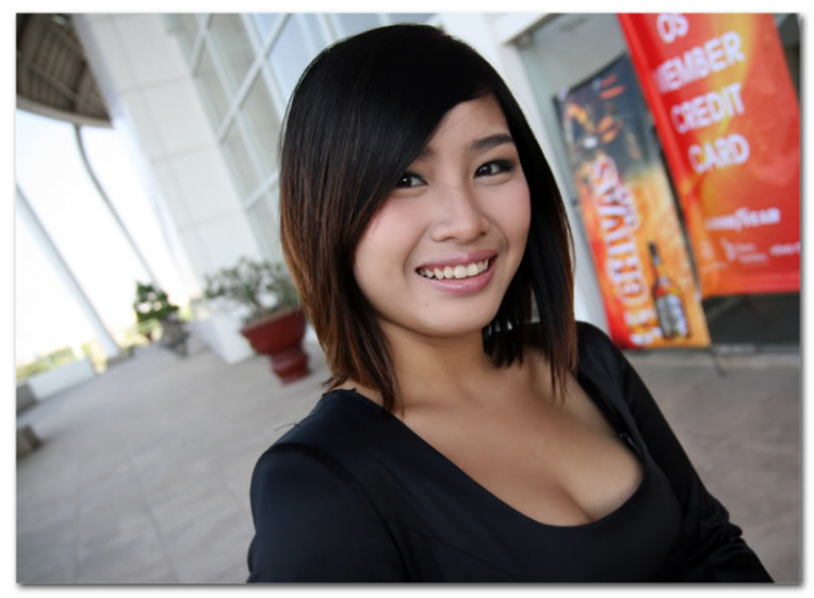 Phần 1: Sinh nhật OS lần 6 phía Bắc "Chuẩn bị trong đêm và Chivas's girls" Phần 1: Sinh nhật OS lần 6 phía Bắc "Chuẩn bị trong đêm và Chivas's girls"