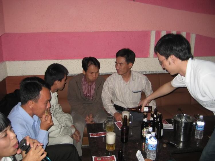 Xuyên Việt cùng Vợ Hai Xuyên Việt cùng Vợ Hai