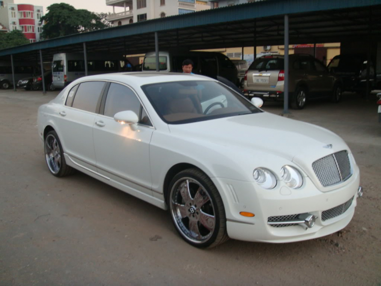 Bentley mansory thứ 3 tại Hà nội