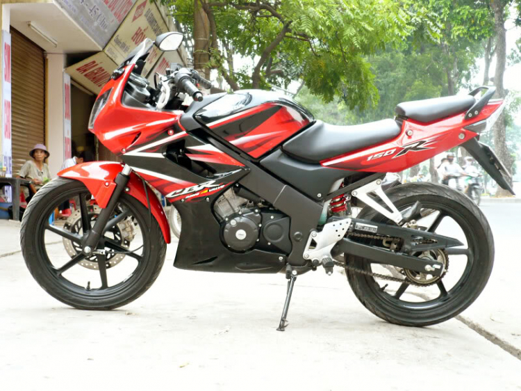 Kawasaki Ninja 250 đã tới Việt Nam Kawasaki Ninja 250 đã tới Việt Nam