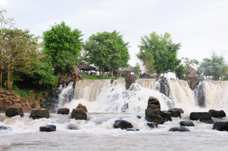 Thác GIANG ĐIỀN. nơi quần hào hội ngộ!