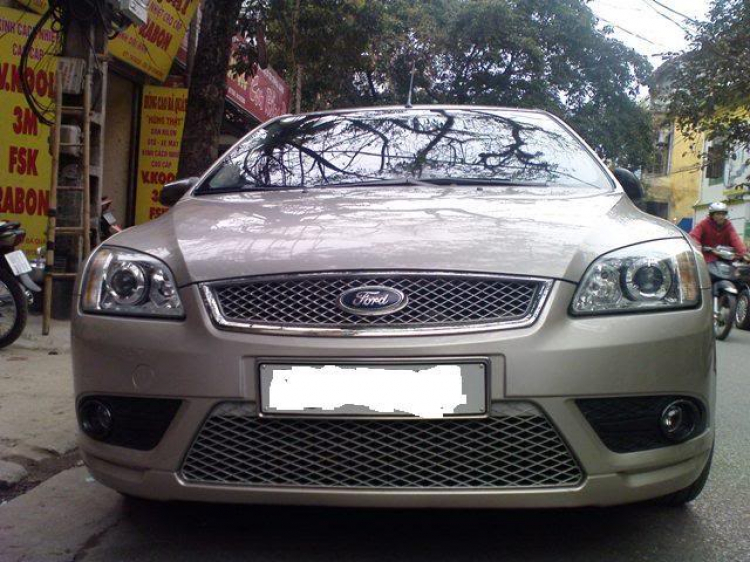 Make up Focus sedan