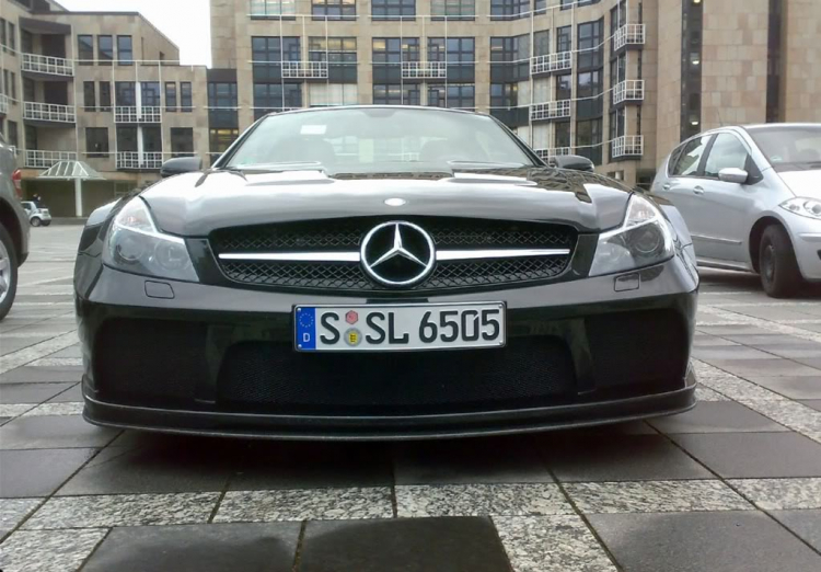 SL65 AMG Blackseries đã xuất hiện trên phố