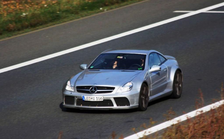 SL65 AMG Blackseries đã xuất hiện trên phố