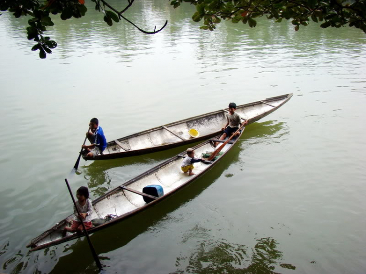 Lang thang ở Huế những ngày mưa