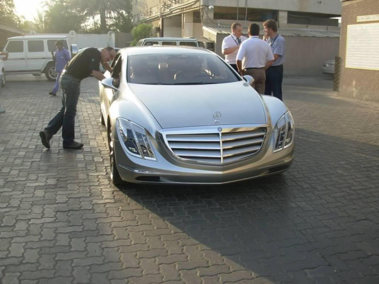 Mercedes-Benz F700 in Dubai