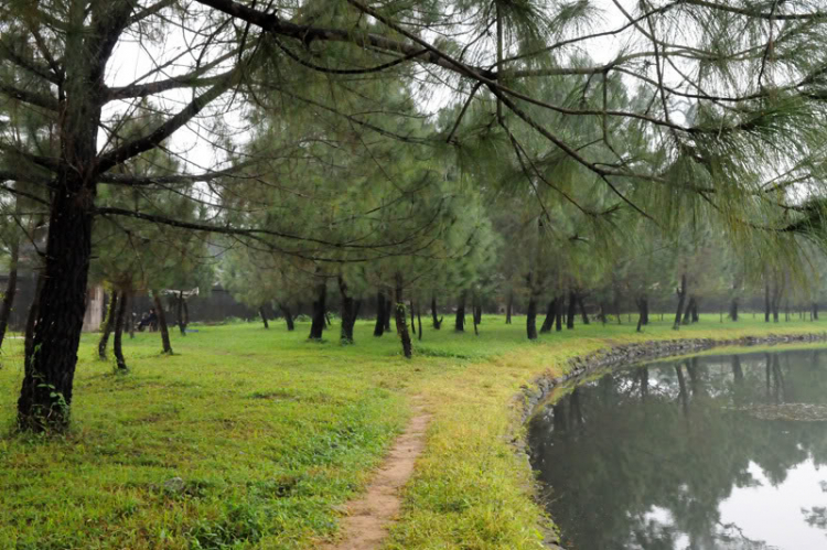 Lang thang ở Huế những ngày mưa