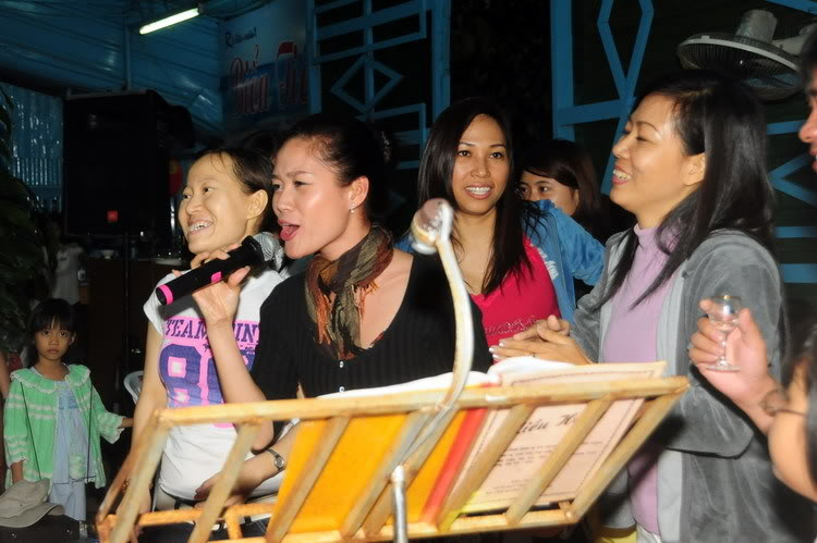 “Nổi sóng Nha Trang” - cuộc hội ngộ đầu năm mới 2009 “Nổi sóng Nha Trang” - cuộc hội ngộ đầu năm mới 2009