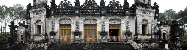 Lang thang ở Huế những ngày mưa Lang thang ở Huế những ngày mưa