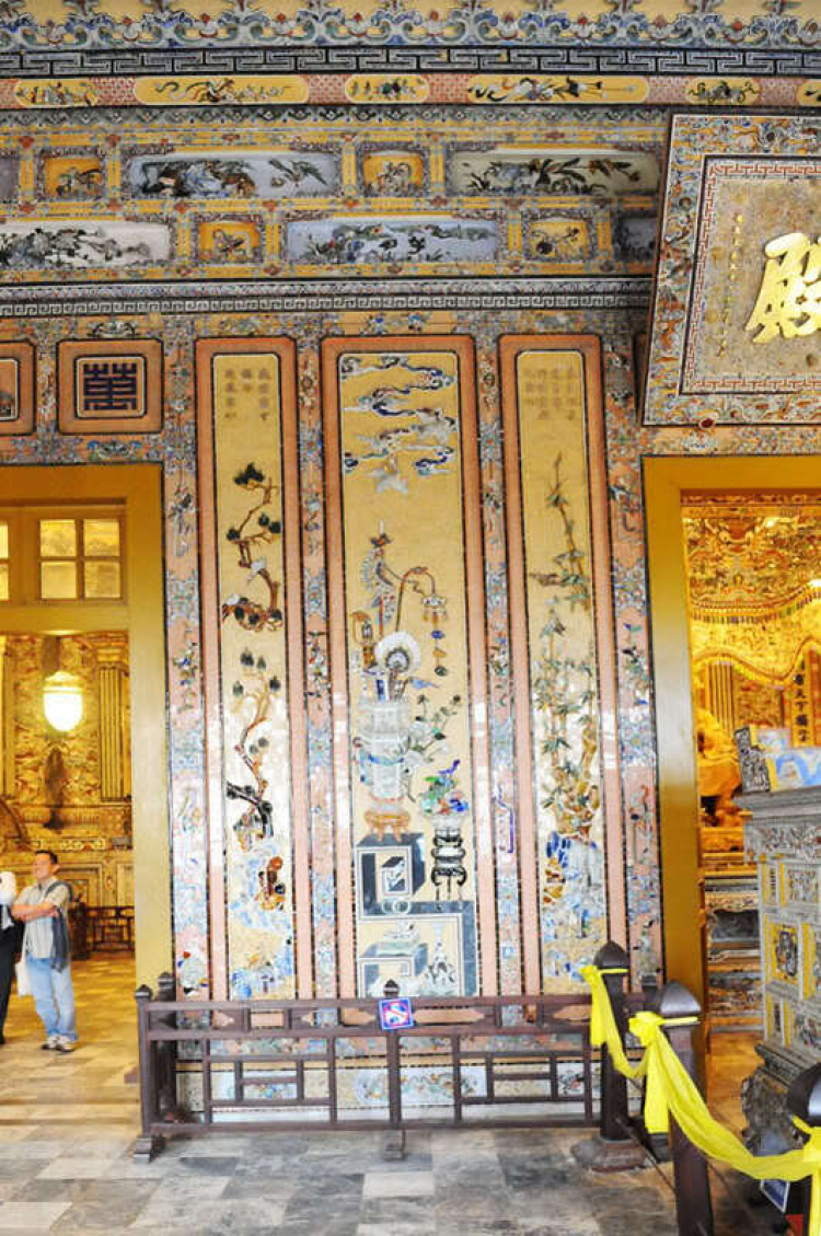 Lang thang ở Huế những ngày mưa Lang thang ở Huế những ngày mưa