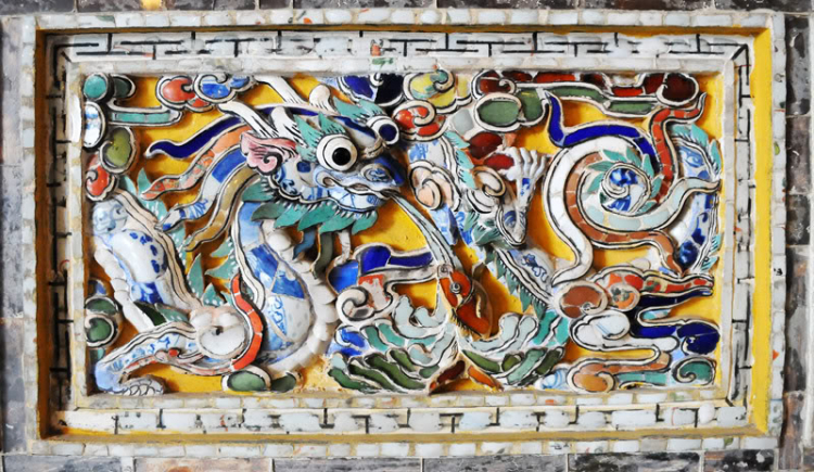 Lang thang ở Huế những ngày mưa Lang thang ở Huế những ngày mưa
