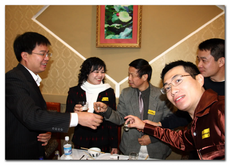 Tiệc tất niên OS phía Bắc Tiệc tất niên OS phía Bắc