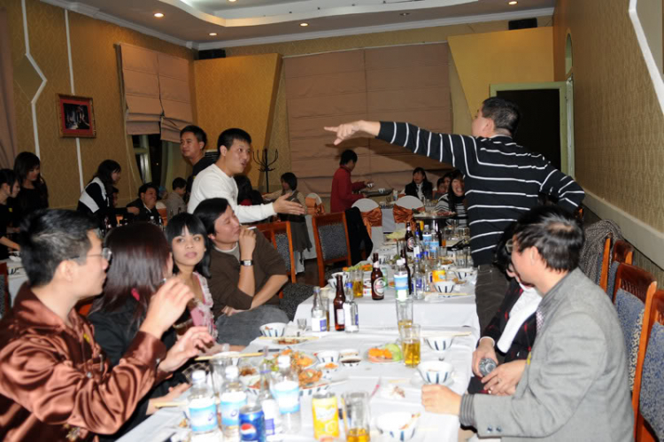 Tiệc tất niên OS phía Bắc Tiệc tất niên OS phía Bắc