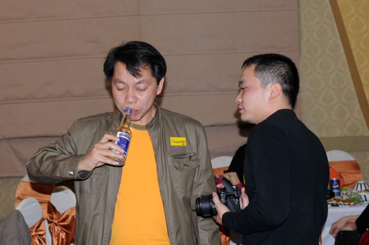Tiệc tất niên OS phía Bắc Tiệc tất niên OS phía Bắc