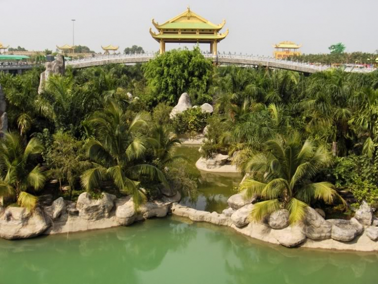 Tham quan cuối năm