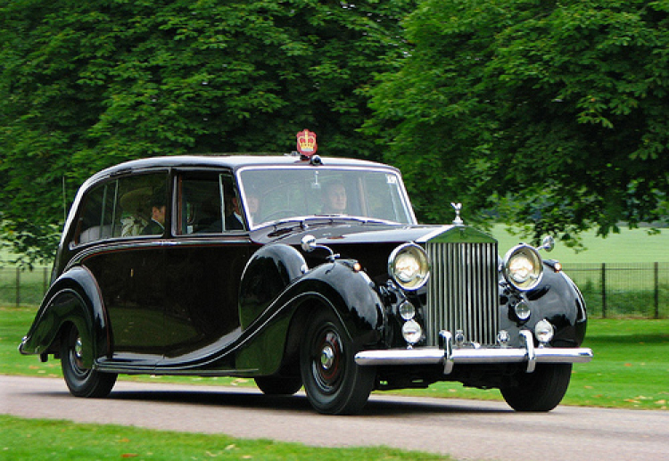 Bentley hàng khủng của hoàng gia Anh.