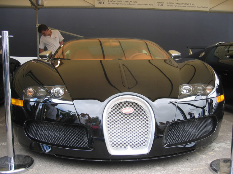 Vài tấm ảnh đẹp về Bugatti Veyron !!!