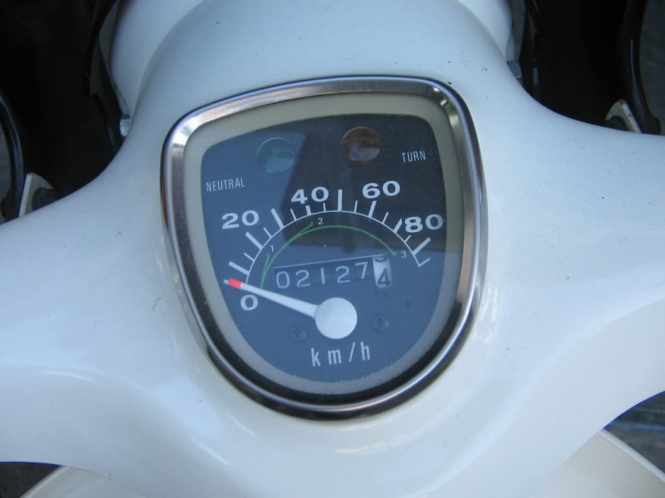 Ảnh Honda Cub đời 81 ..70cc!