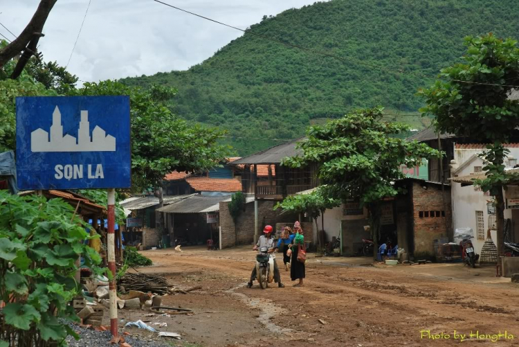 Phong cảnh thiên nhiên, con người Mộc Châu, Sơn La: