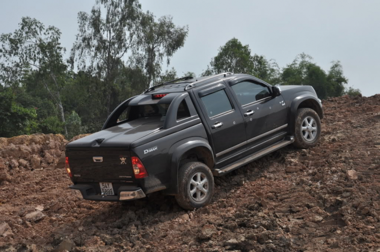 D-Max vừa lấy