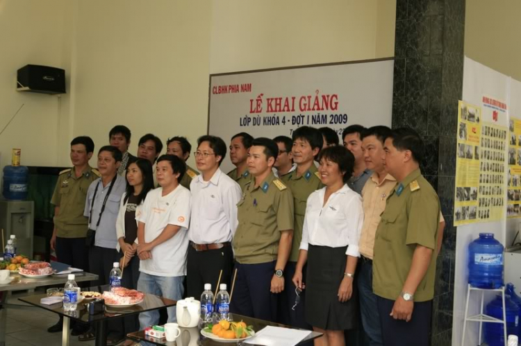 Lớp học nhảy dù tròn ở TP HCM Lớp học nhảy dù tròn ở TP HCM