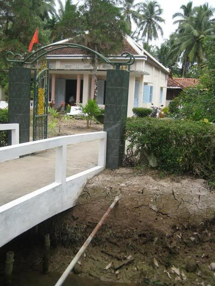 VỀ QUÊ. VỀ QUÊ.