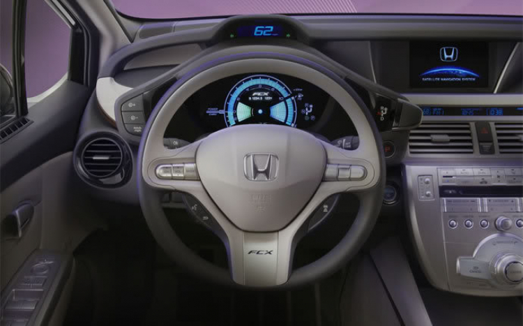 Honda FCX Clarity - Xe chạy bằng hydro