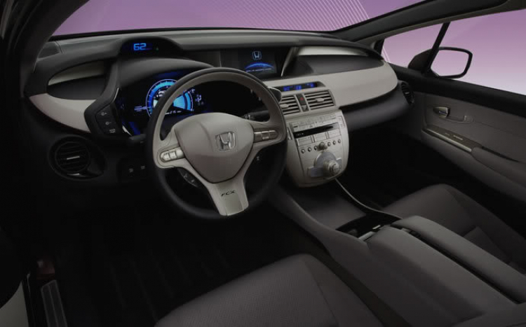 Honda FCX Clarity - Xe chạy bằng hydro Honda FCX Clarity - Xe chạy bằng hydro