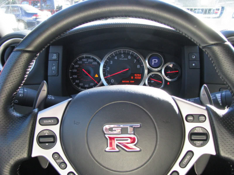 siêu xe Nissan GT-R in SaiGon