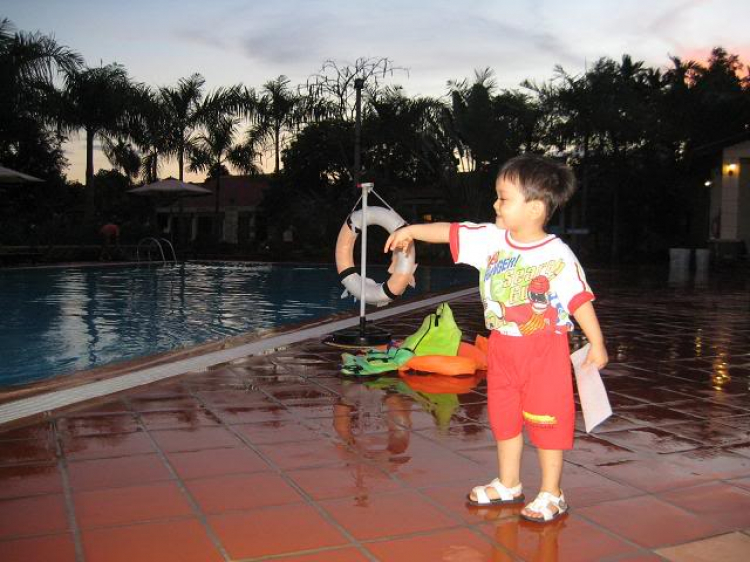 TFC mừng ngày Quốc tế Phụ nữ - CN, 8/3/2009 - Dã ngoại tại Villa H2O (HM) TFC mừng ngày Quốc tế Phụ nữ - CN, 8/3/2009 - Dã ngoại tại Villa H2O (HM)