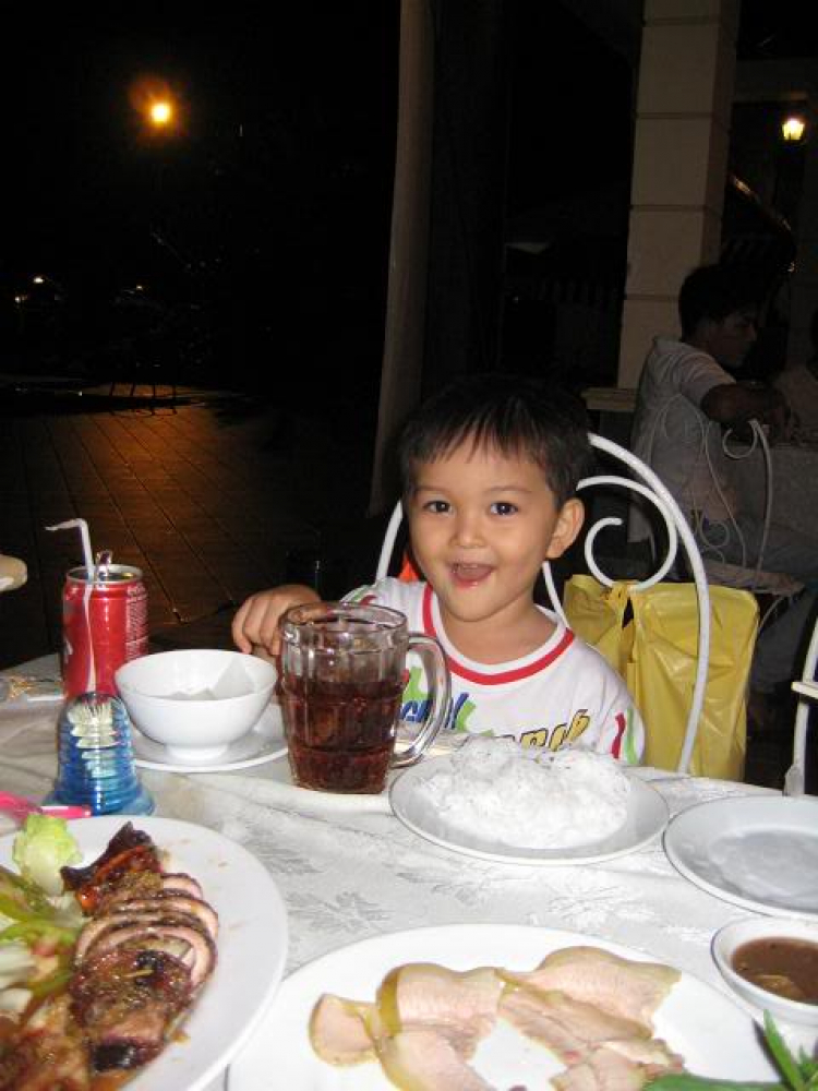 TFC mừng ngày Quốc tế Phụ nữ - CN, 8/3/2009 - Dã ngoại tại Villa H2O (HM) TFC mừng ngày Quốc tế Phụ nữ - CN, 8/3/2009 - Dã ngoại tại Villa H2O (HM)