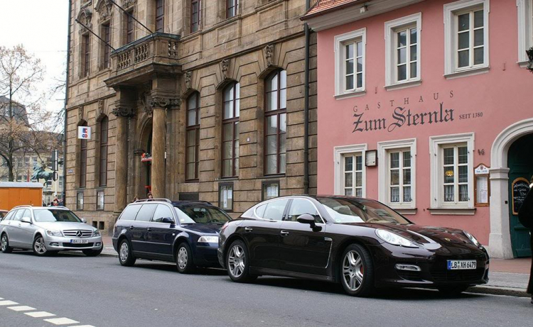 một vài hình ảnh về PORSCHE PANAMERA một vài hình ảnh về PORSCHE PANAMERA