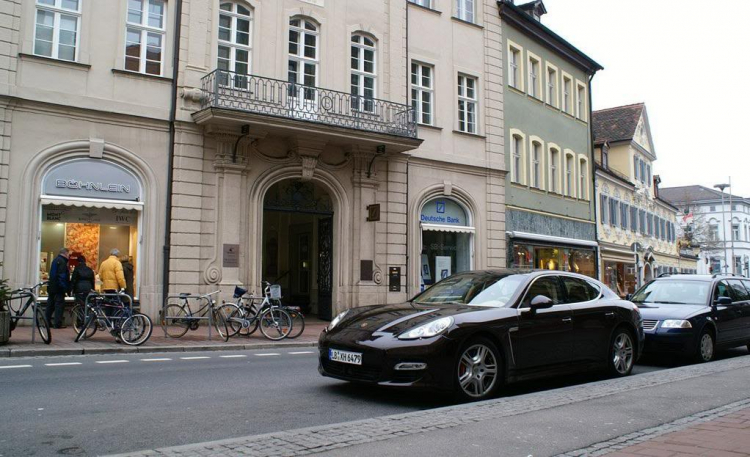 một vài hình ảnh về PORSCHE PANAMERA một vài hình ảnh về PORSCHE PANAMERA