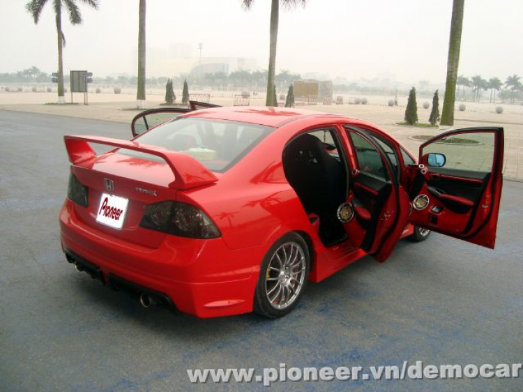 Pioneer Demo với Honda Civic Type R