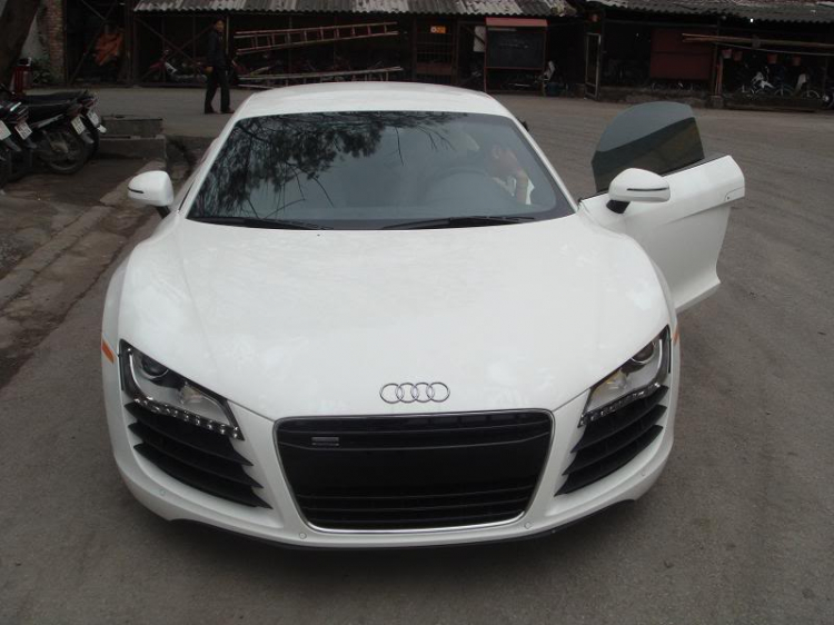 R8 thứ 2 về vn R8 thứ 2 về vn