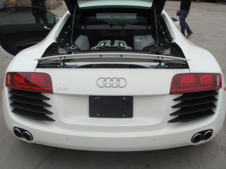 R8 thứ 2 về vn R8 thứ 2 về vn