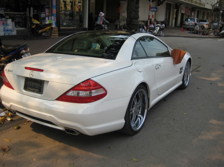 Merc SL550 2009 White HN