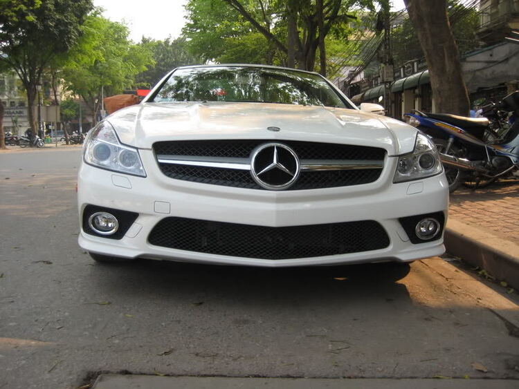 Merc SL550 2009 White HN