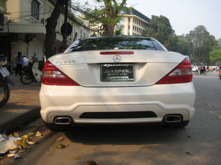 Merc SL550 2009 White HN